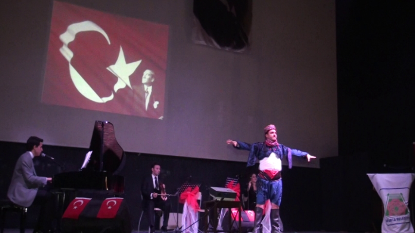 Isparta Belediyesi Piyano Konseri Türküleri Atatürk Genç Piyanist Resitali Müze Çocuk Pianist Ispartalı şarkı Sabah gazetesi basın (6)