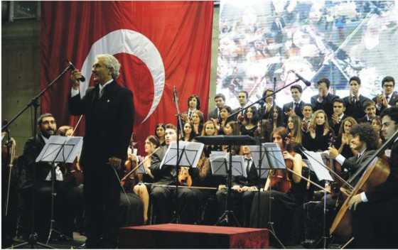 lüleburgaz foto Cumhuriyet  Bayram Töreni Konseri Yakartepe Müzikleri
